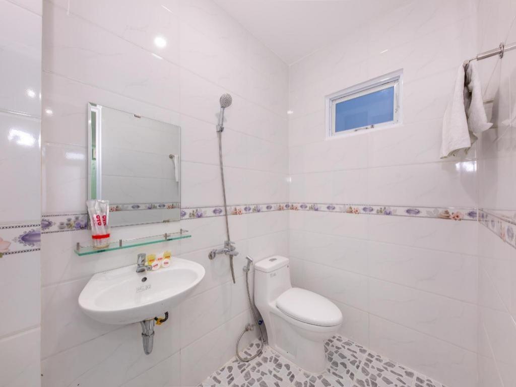 Oyo 898 Phuong Thao Hotel Nha Trang Eksteriør bilde